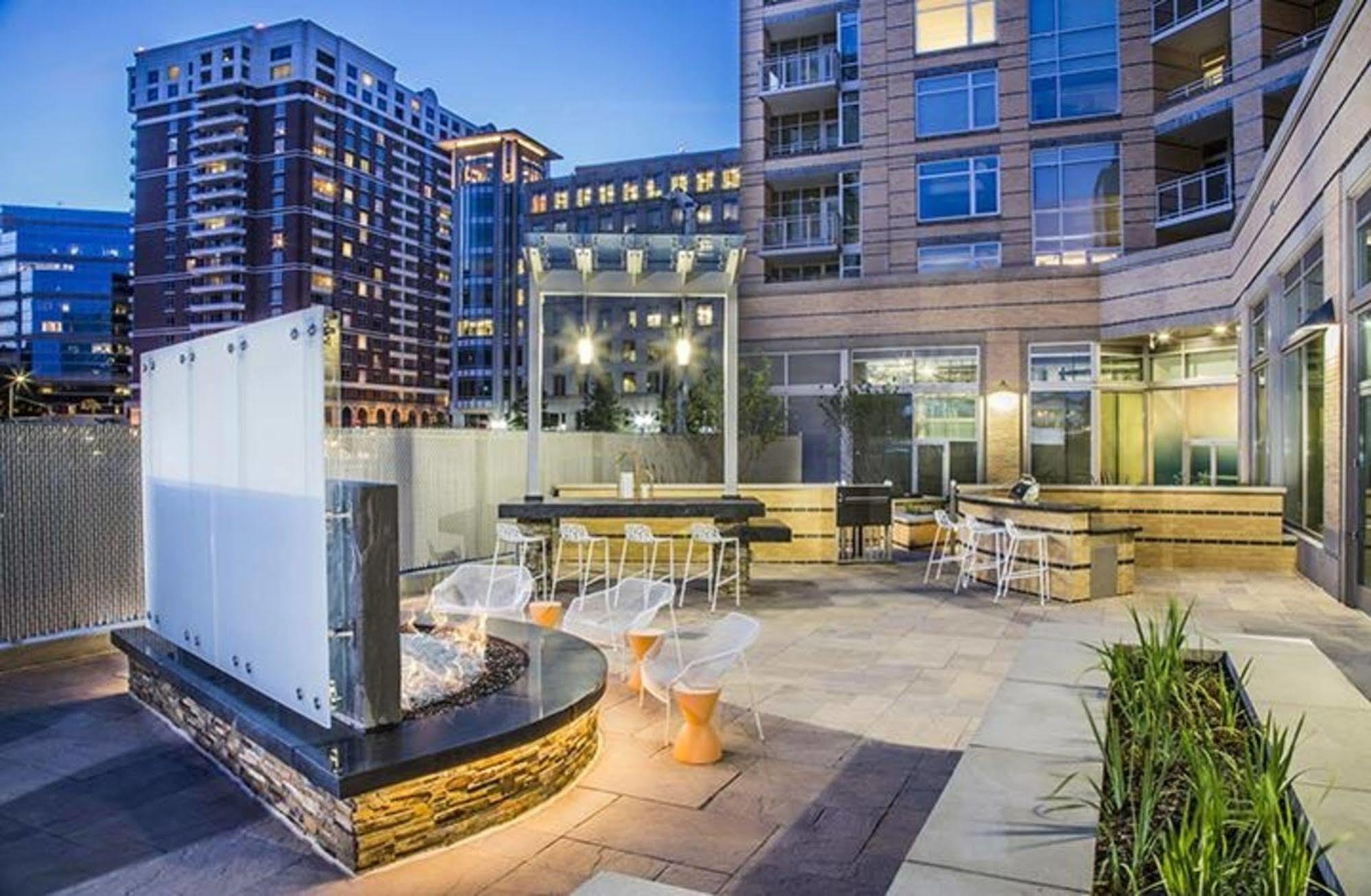 Aparthotel Bridgestreet At The View At Liberty Center à Arlington Extérieur photo